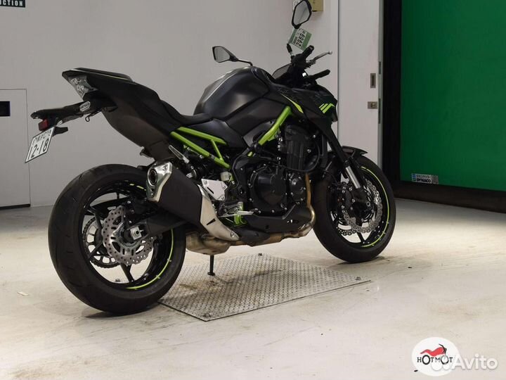 Kawasaki zr900 2017