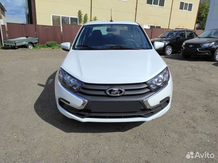 LADA Granta 1.6 МТ, 2023, 3 км