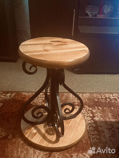 Подставка для растений и цветов