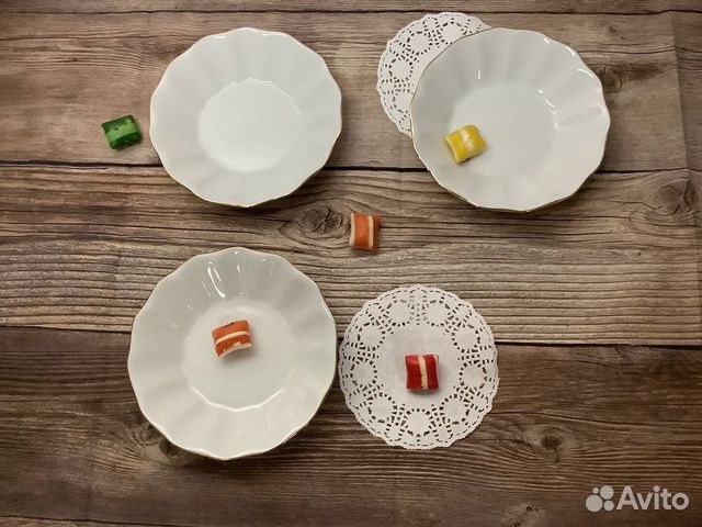 Розетка «Отводка золото» 11см. фарфор. Чехия (1шт)