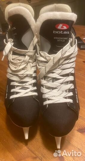 Коньки хоккейные Botas Ergonomic 102 42р + чехол