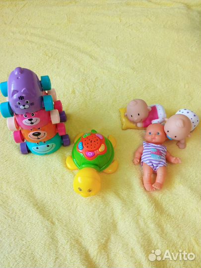 Развивающие игрушки для малышей пакетом