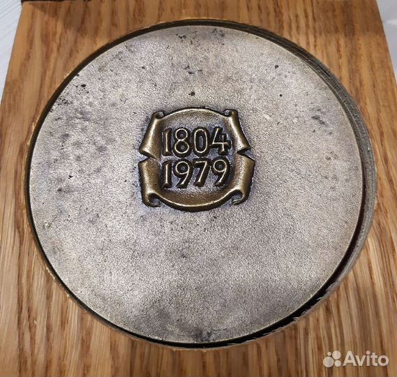 Памятные Настольные медали. Университеты