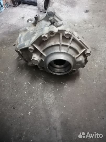 Продам раздатку для тайота велфаер 2010год