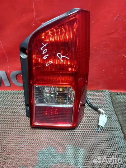 Фонарь задний правый nissan pathfinder R51