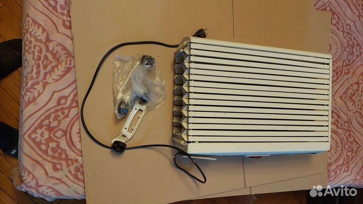 Радиатор масляный 8 секций DeLonghi Dragon