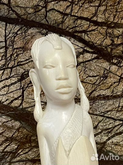 Статуэтка. Массай. Воин. Бивень