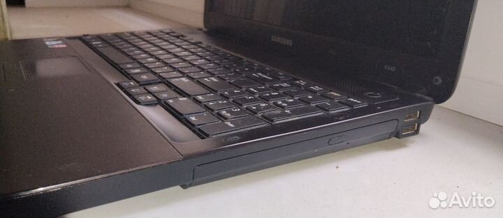 Ноутбук на разбор/запчасти Samsung R540
