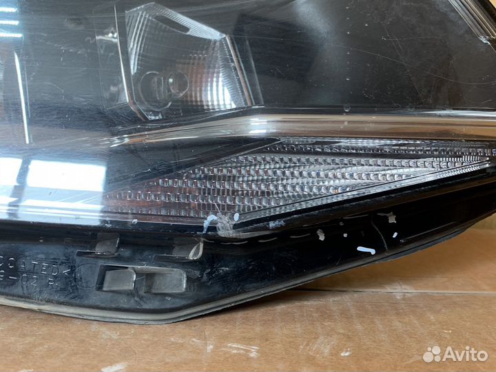 Фара правая VW Caddy 4 2K1941016A