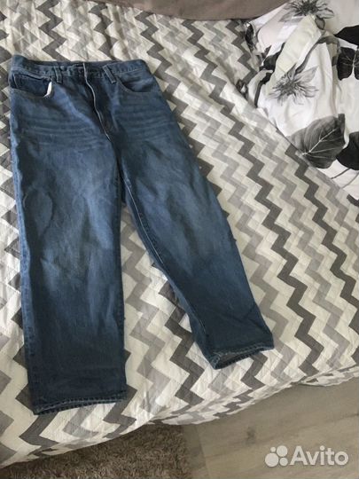 Джинсы levis