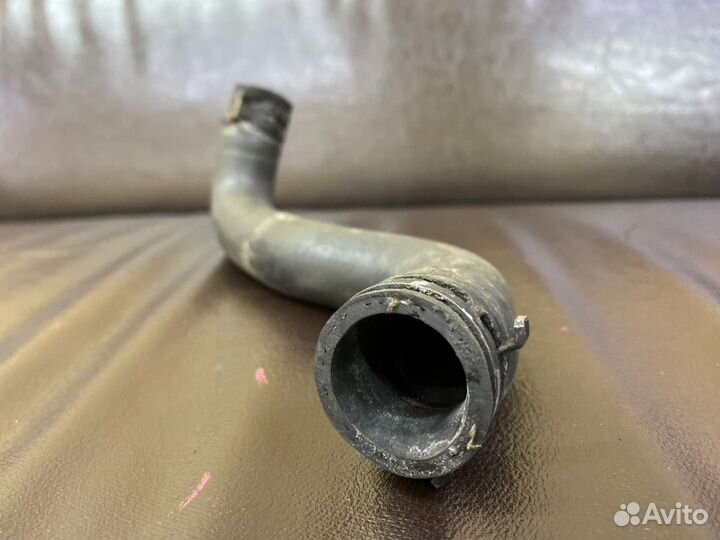 Шланг системы охлаждения бу Mercedes C W204