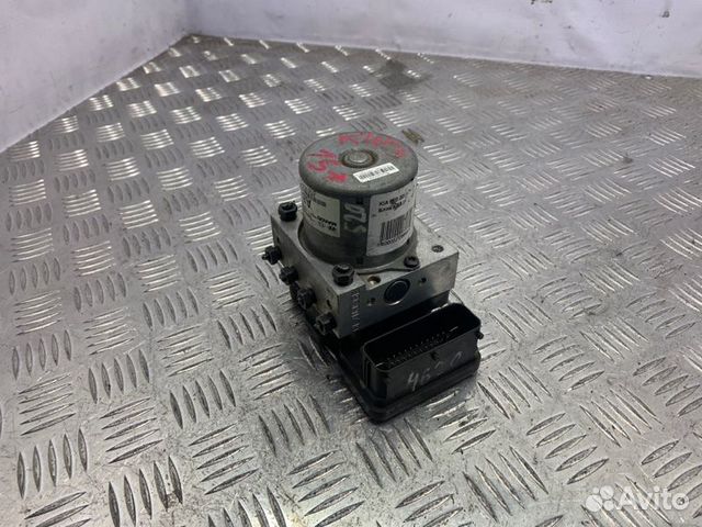 Блок ABS Hyundai Solaris G4FC 2011-2017