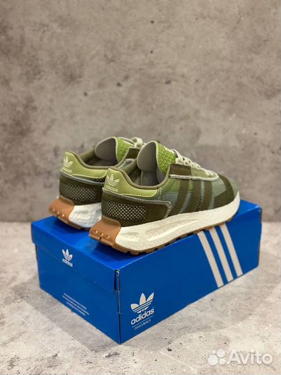 Кроссовки Adidas Retropy E5