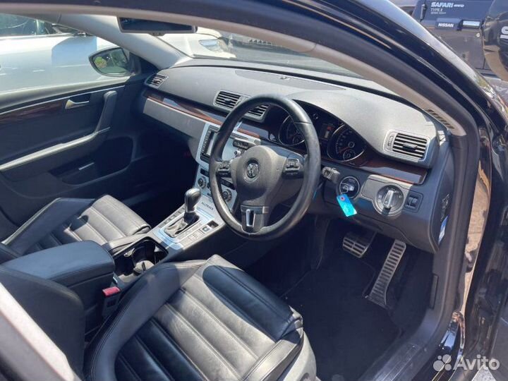 Декоративная крышка двигателя Vw Passat B7