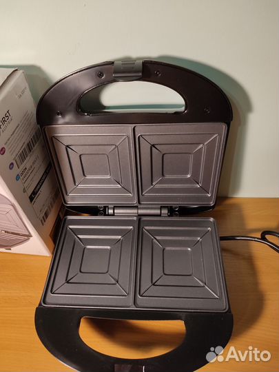 Сэндвич-тостер бутербродница