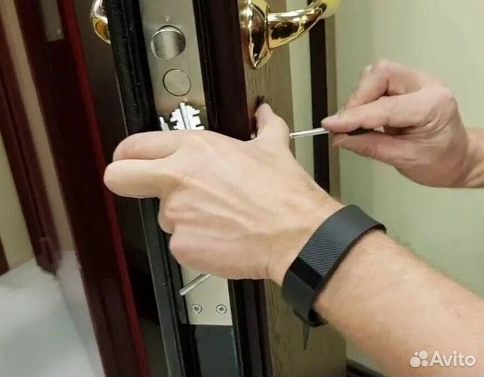 Вскрытие установка замена и ремонт замков