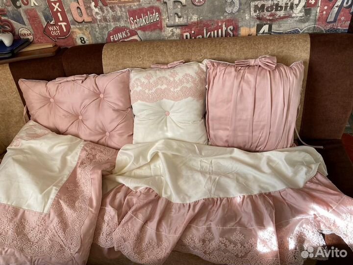 Бортики в детскую кроватку (комплект в кроватку)