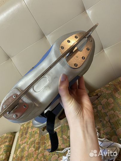 Коньки новые 42 размер sher wood