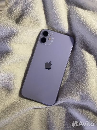 iPhone 11, 64 ГБ