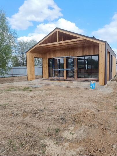 Дом 83,8 м² на участке 8,3 сот.