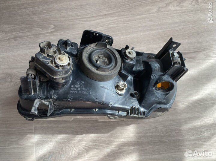 Фары Suzuki Cultus