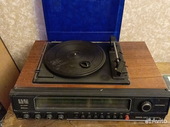 Проигрыватель винила вега 323