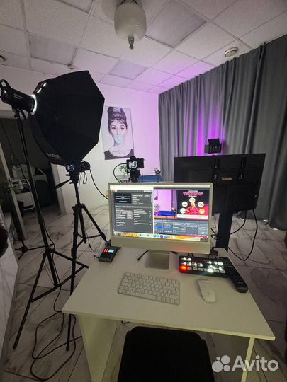 Студия записи подкастов, запись интервью