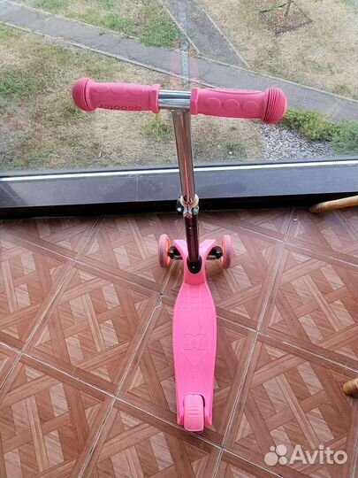Самокат детский трехколесный