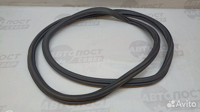 Уплотнительная резинка боковой двери задняя левая