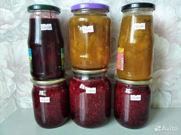 Варенье: малина, жёлтая слива, чернослив