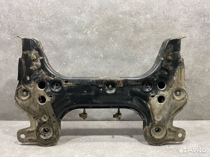 Передняя балка (подрамник) Chevrolet Aveo T300