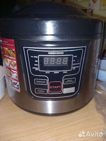 Мультиварка redmondRMC-M100, 3 л