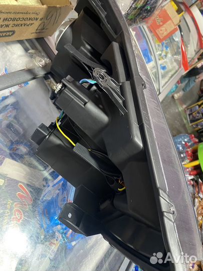 2 фары LADA vesta