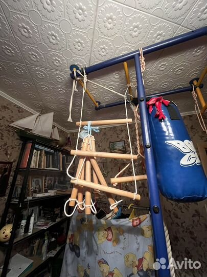 Шведская стенка с турником