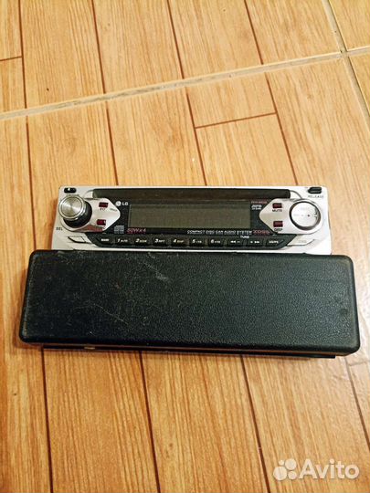 Автомобильная магнитола