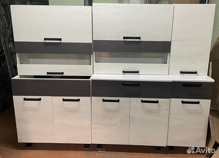 Кухонный гарнитур 2 m