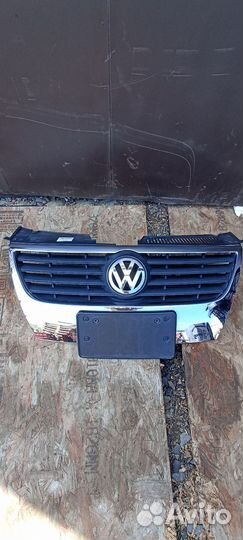 Решётка радиатора WV Passat B6