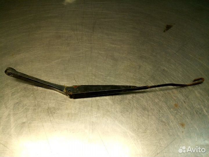 Поводок дворника передний правый Daewoo Nexia N150