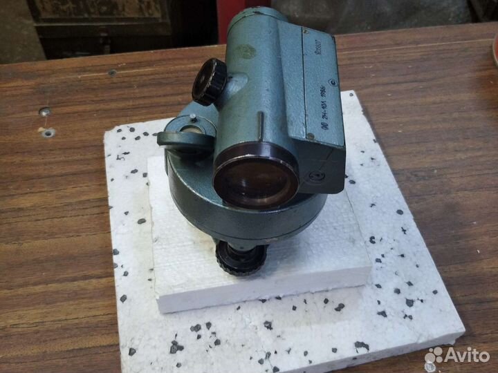 Нивелир 2Н -10 Л