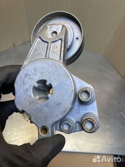 Натяжитель ремня VW Tiguan 1.4