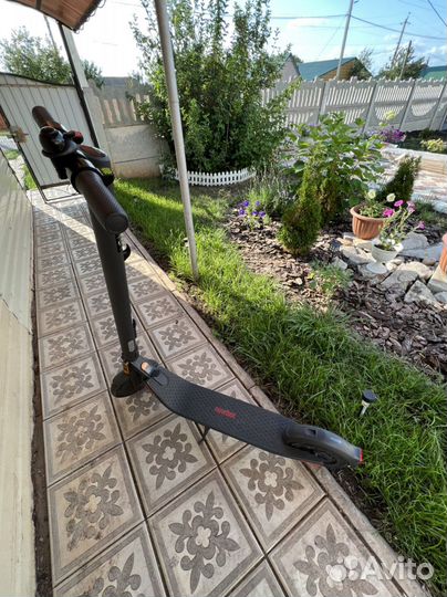 Электросамокат Ninebot Kickscooter e22