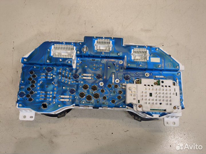 Щиток приборов Mitsubishi Pajero / Montero, 2004