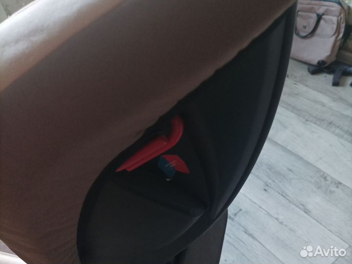 Детское автокресло
