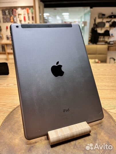 iPad Air 128GB + SIM