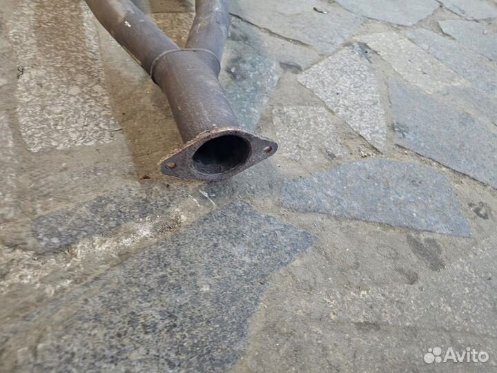 Средняя часть глушителя infiniti fx37