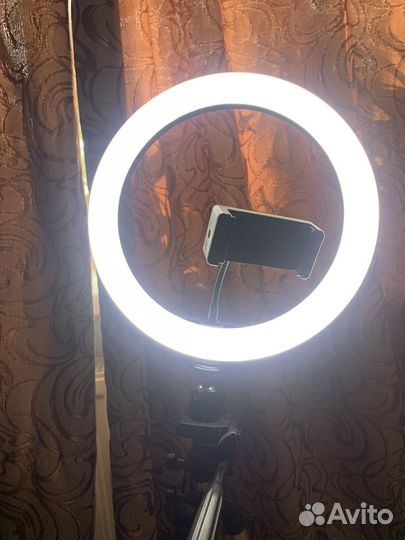 Кольцевая лампа