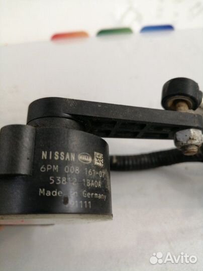 Датчик положения кузова передний правый Infiniti