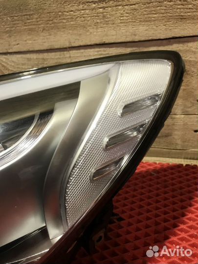 Фара левая Kia Quoris