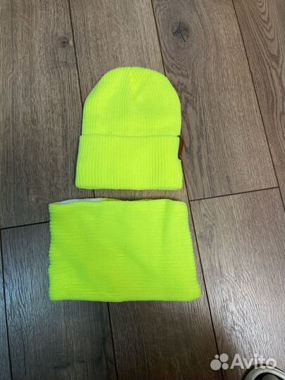 Комплект шапка и снуд