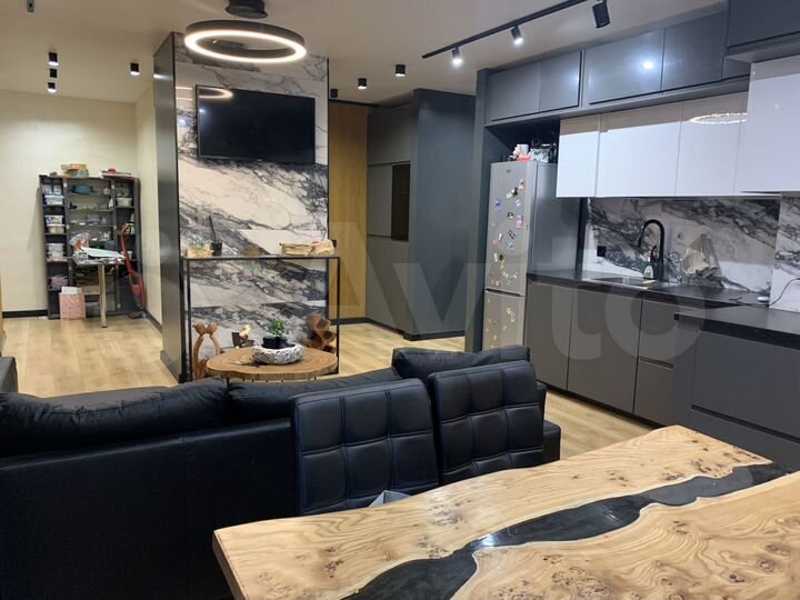 2-к. апартаменты, 92 м², 7/15 эт.